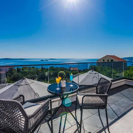 Vila Coastal Bliss Mlini